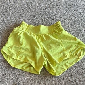 Lululemon Hotty Hot Size 4